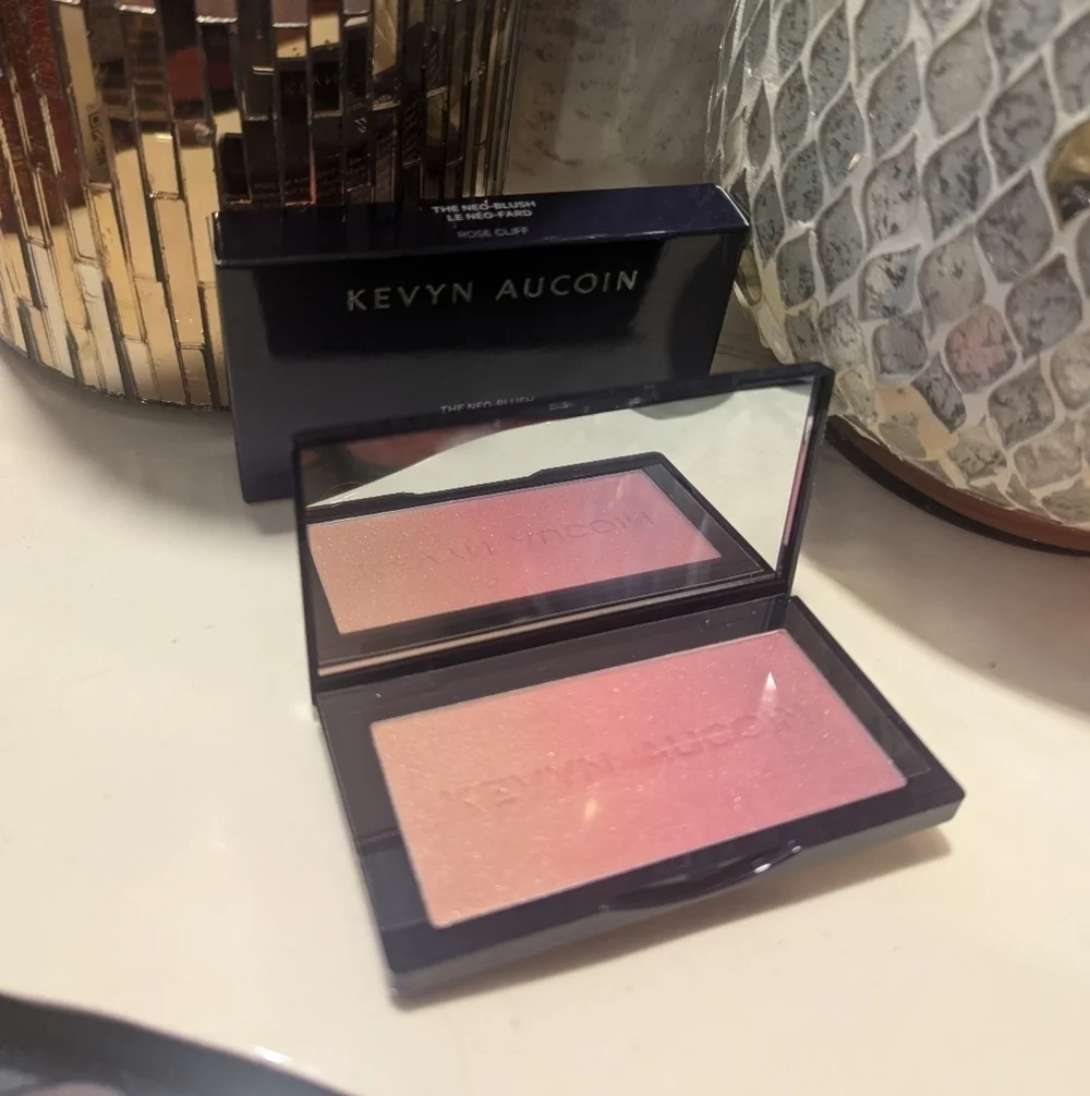 NIB Kevyn Aucoin The Neo-Blush In Rose Cliff